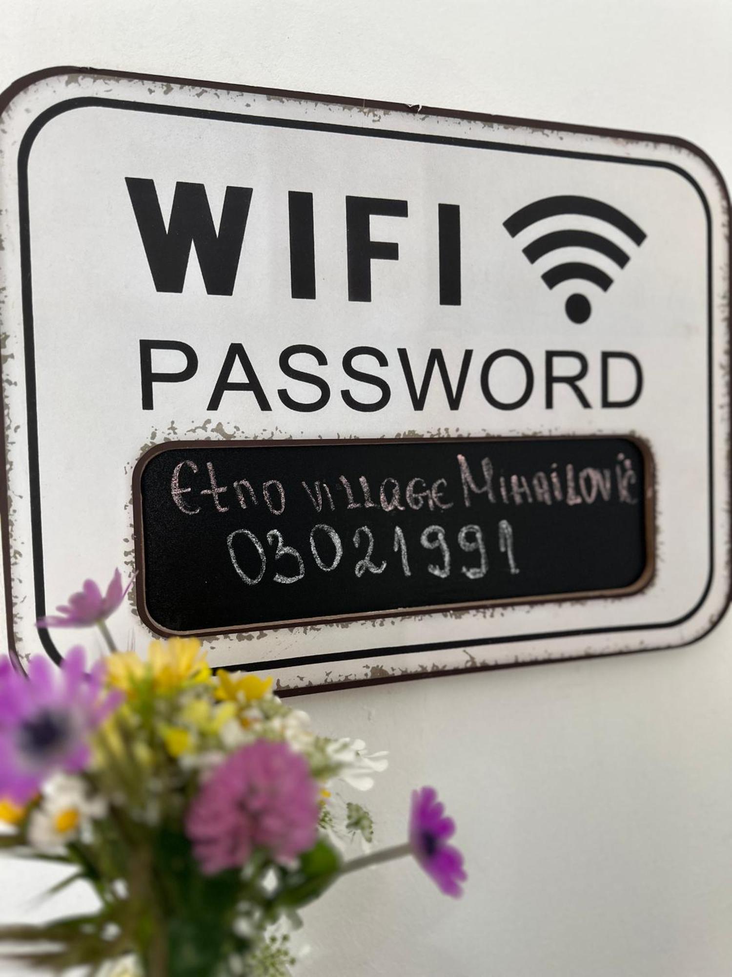 Etno Village Mihailovic แฮร์เซ็ก-โนวี ภายนอก รูปภาพ